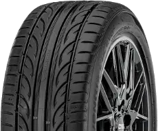 Primo piano del battistrada Hankook Ventus V12 evo2 K120