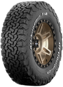 Primo piano del battistrada BFGoodrich All Terrain T/A KO2 255/70 R16 120 S RWL