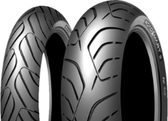 Primo piano del battistrada Dunlop Sportmax RoadSmart III 120/70 R14 55 H Anteriore TL