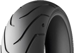 Primo piano del battistrada Michelin Scorcher 11 140/75 R15 65 H Posteriore TL M/C