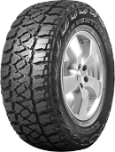 Primo piano del battistrada Kumho Road Venture MT51 245/70 R17 119 Q POR