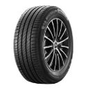 Primo piano del battistrada Michelin Primacy 4 225/55 R16 95 V RUN ON FLAT