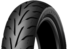 Primo piano del battistrada Dunlop Arrowmax GT601 150/70-17 69 H Posteriore TL