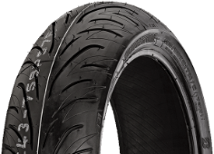 Primo piano del battistrada Bridgestone Battlax Sport Touring T31 140/70 R18 67 V Posteriore TL