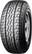 Primo piano del battistrada Yokohama G039 265/70 R16 112 S