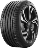 Primo piano del battistrada Michelin Pilot Sport 4 SUV 315/35 R21 111 Y XL
