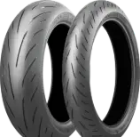 Primo piano del battistrada Bridgestone Battlax Hypersport S22 160/60ZR17 (69 W) Posteriore TL