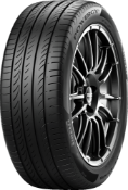 Primo piano del battistrada Pirelli Powergy 225/45 R19 96 W XL