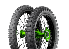 Primo piano del battistrada Michelin Starcross 6 90/100-21 57 M Anteriore TT NHS Hard