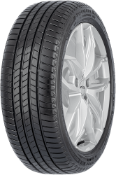 Primo piano del battistrada Firestone Roadhawk 2 225/40 R19 93 Y FR