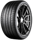 Primo piano del battistrada Firestone Firehawk Sport 255/30 R20 92 Y XL, FR