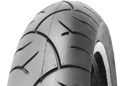 Primo piano del battistrada Deli Tire Storm SP SB-106R 130/90-15 66 P Posteriore TL M/C