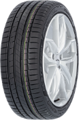 Primo piano del battistrada Kumho Ecsta Sport PS72 225/45 R17 91 Y ZR