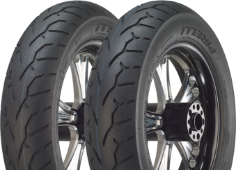 Primo piano del battistrada Pirelli Night Dragon 240/40VR18 (79 V) Posteriore TL M/C