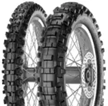 Primo piano del battistrada Metzeler MCE 6 Days Extreme 90/100-21 57 R Anteriore TT M/C M+S