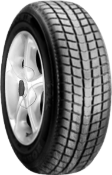 Primo piano del battistrada Roadstone EUROWIN 225/65 R16 112/110 R C