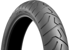 Primo piano del battistrada Bridgestone BT 028 120/70 R18 59 V Anteriore TL M/C G