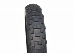 Primo piano del battistrada Duro DM1159 140/80-18 70 R TT M/C